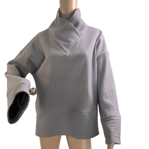 Tahari Sweaters - Tahari Sport Grey Ribbed Long Sleeve Mock Neck Sweater Size Lg Grunge Normcore